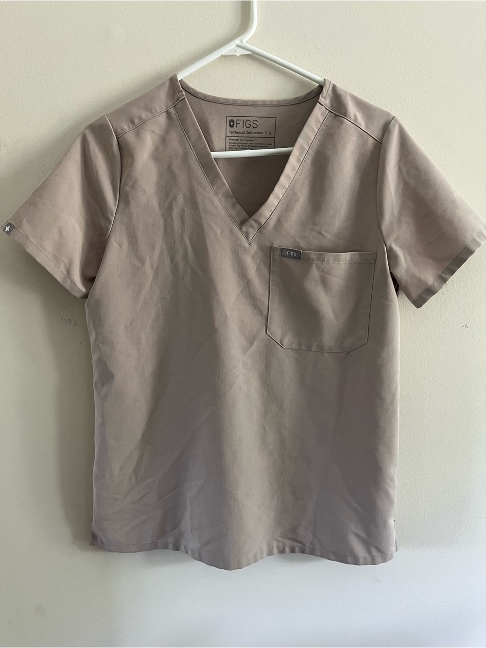 Figs Scrub Top